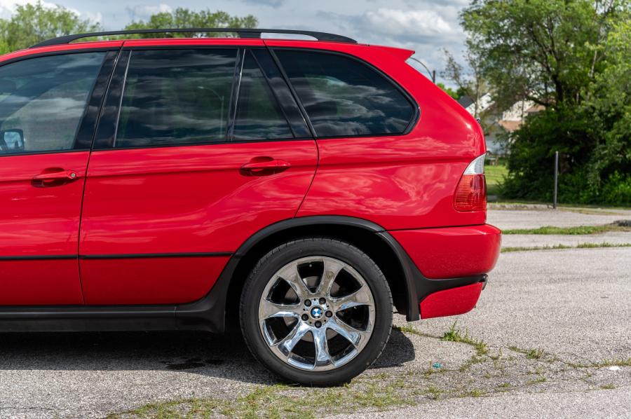 Детали экстерьера BMW X5 4.8is (E53) 2004 года  (NA) (фото 21 из 104)